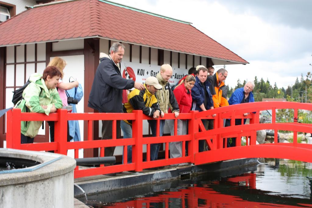 Hotel Restaurant Koi-Gartenteich Hausernmoos Kültér fotó